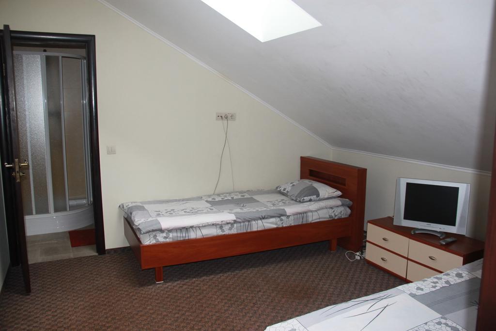 Skazka Hotel Vinnytsia Ruang foto