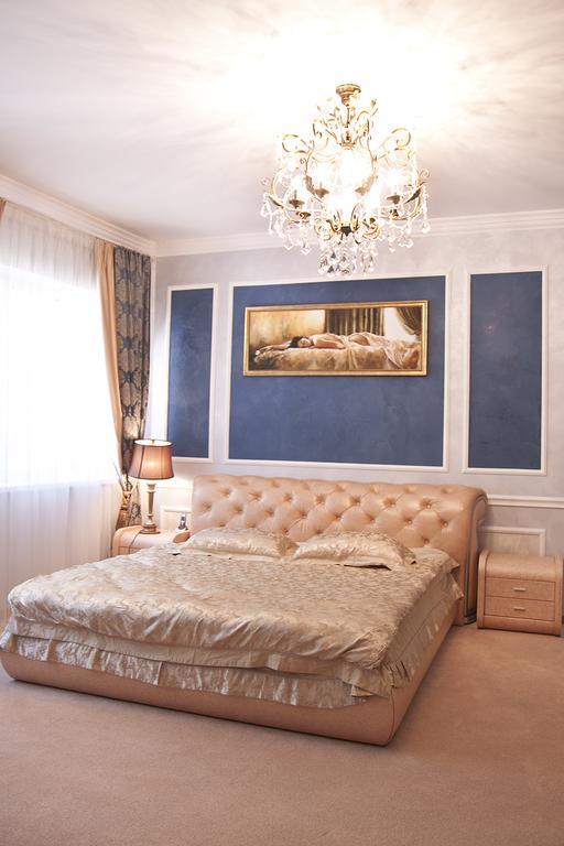 Skazka Hotel Vinnytsia Bagian luar foto
